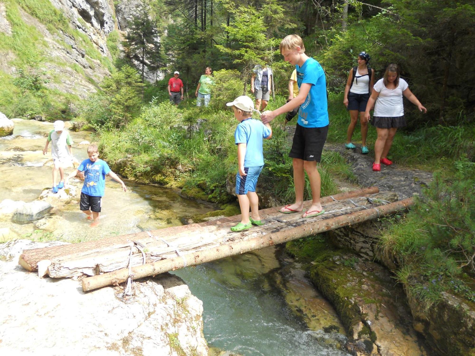 Landgasthof Pfarrwirt Hotell Thiersee Exteriör bild