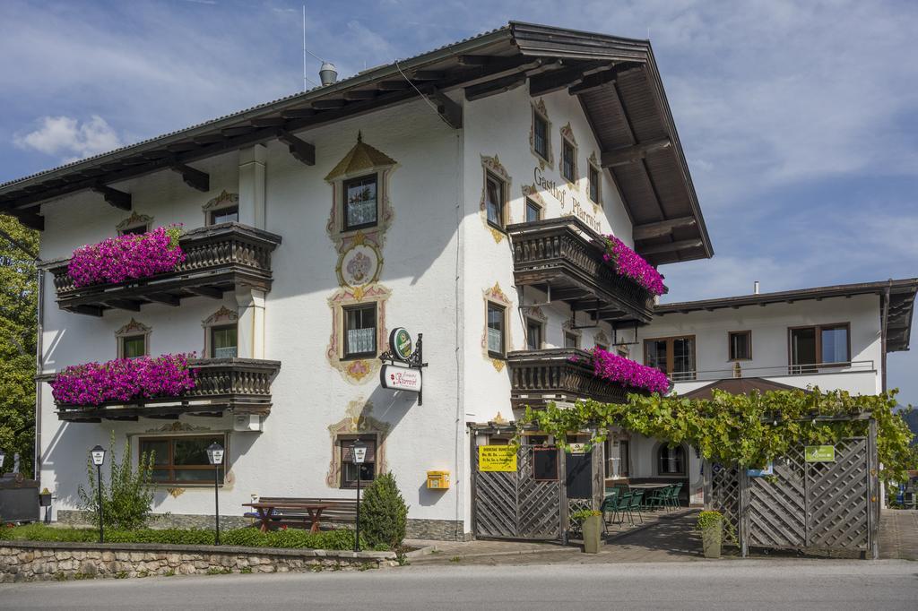 Landgasthof Pfarrwirt Hotell Thiersee Exteriör bild